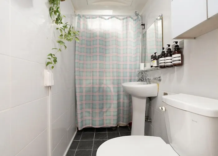 Damchae's House In